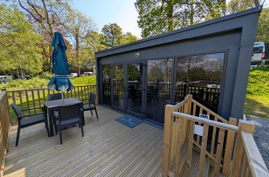 An exterior voew of a glamping pod at Abbey Wood campsite, London